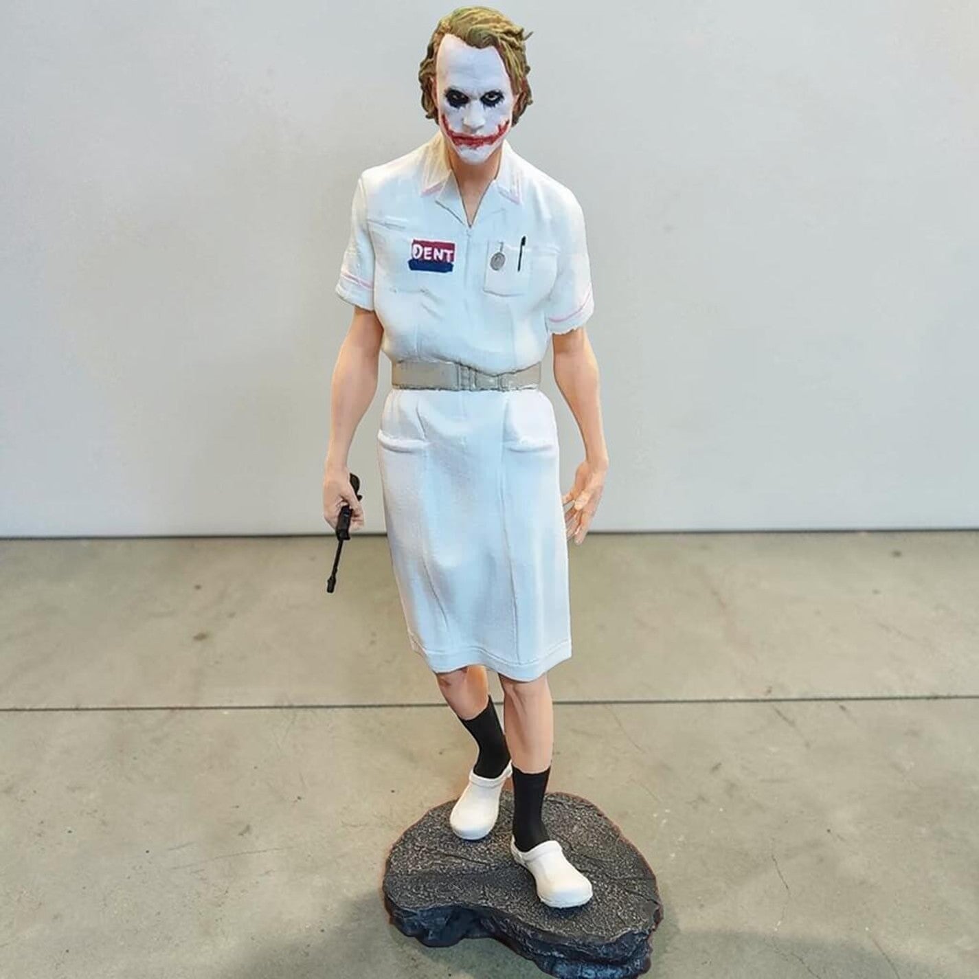 Joker Hemşire Figürü | Premium Koleksiyon Figürü